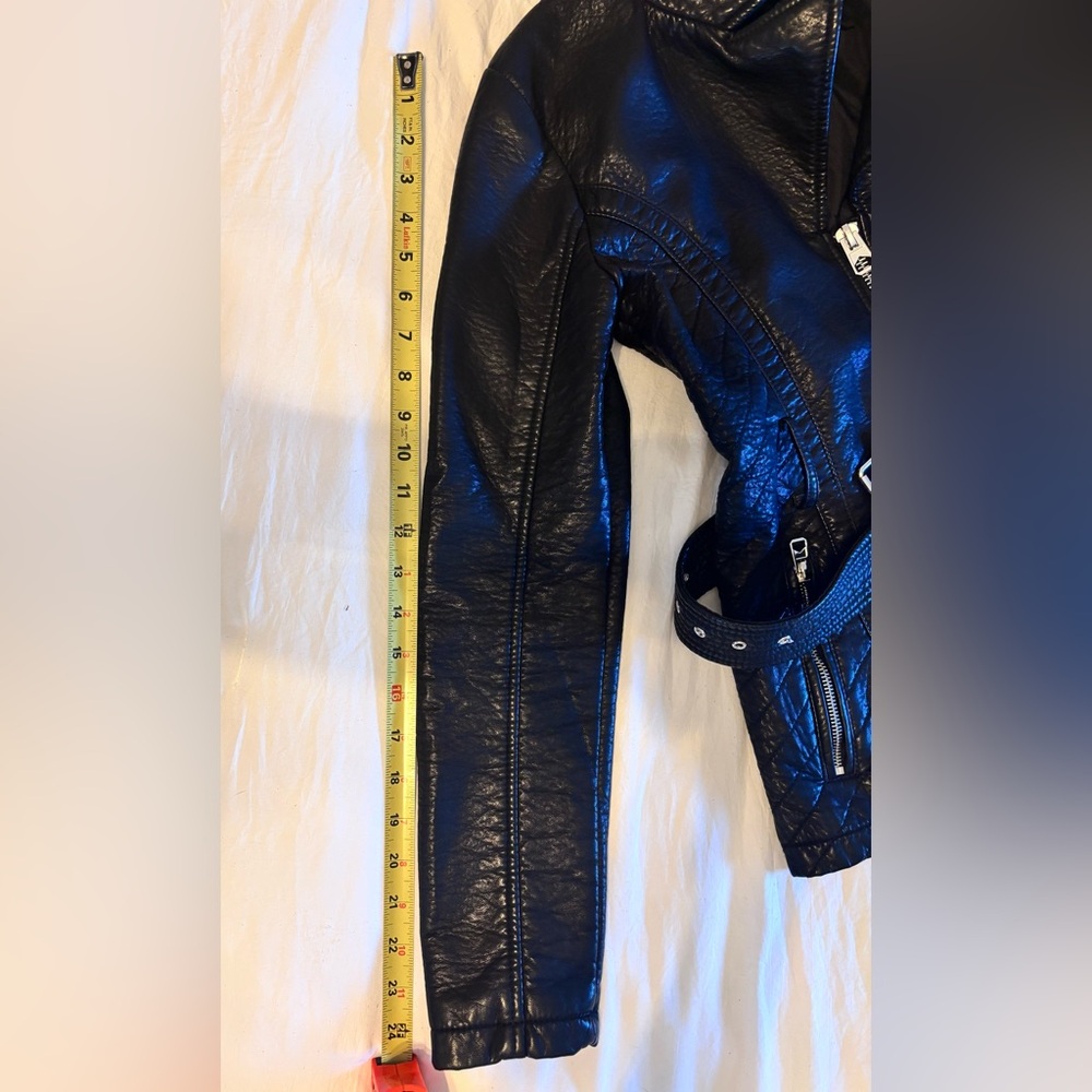 Guess Midnight Black Leather Outerwear - Picture 15 of 16